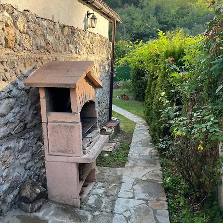 Villa динати Perushtitsa